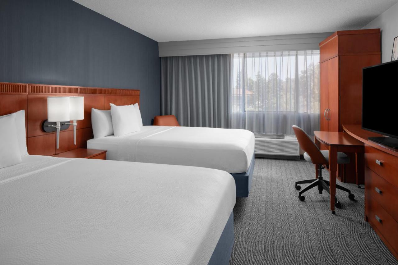 Courtyard By Marriott San Diego Rancho Bernardo Bagian luar foto