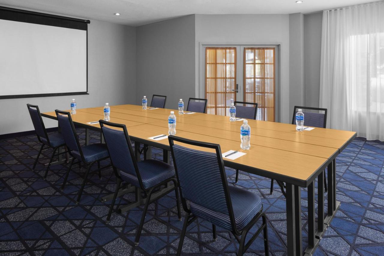 Courtyard By Marriott San Diego Rancho Bernardo Bagian luar foto