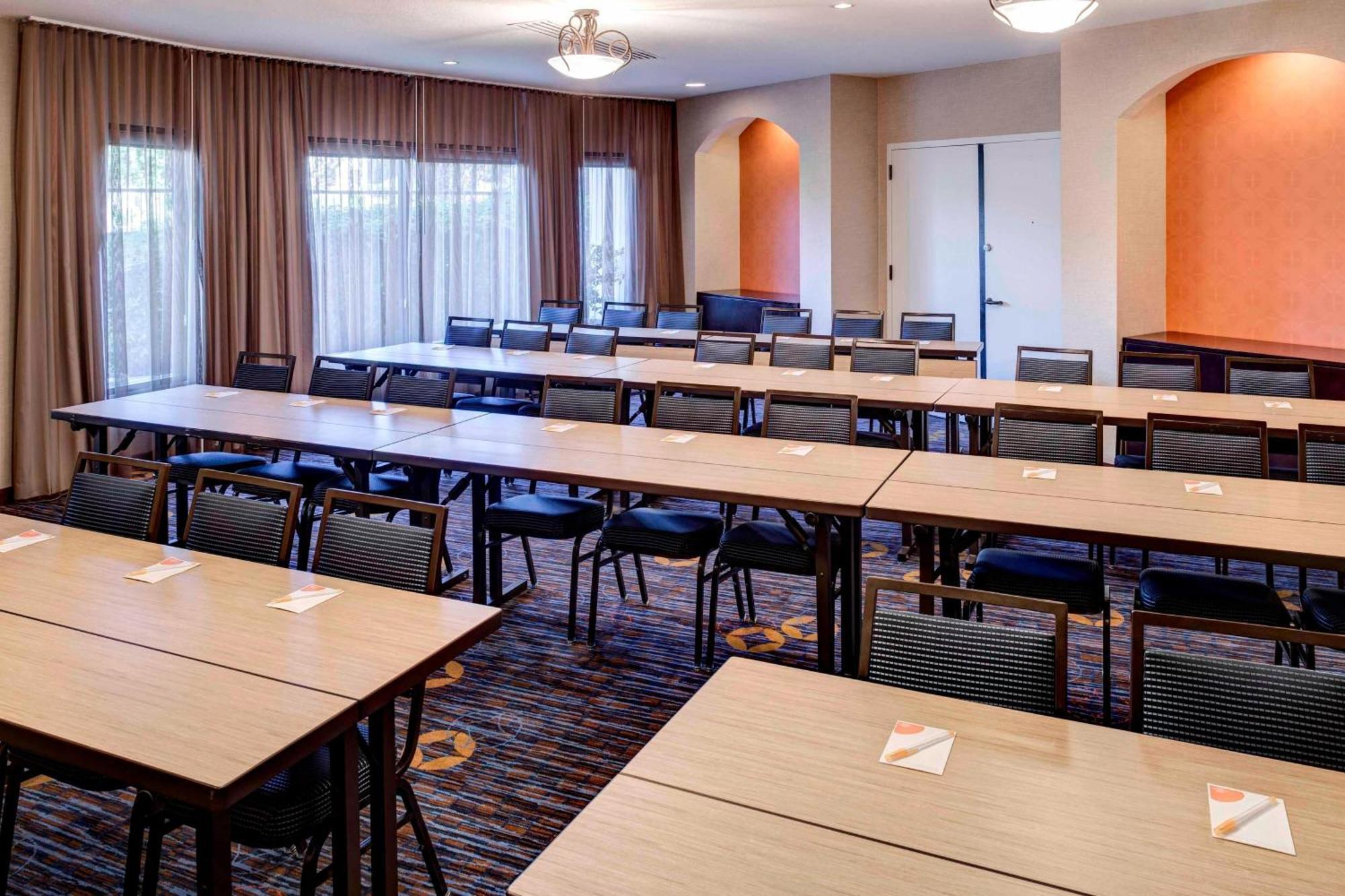 Courtyard By Marriott San Diego Rancho Bernardo Bagian luar foto